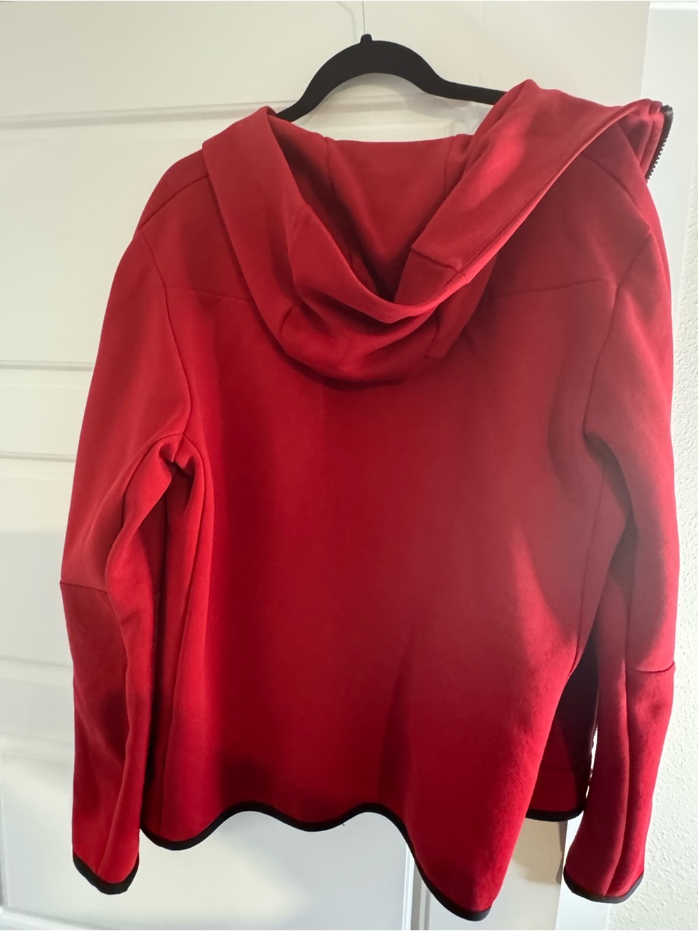 Women’s Nike Red Tech Fleece Full-Zip Hoodie and Matching Sweatpants Set - Picture 8 of 16